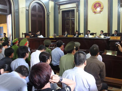 Đại án tại VNCB: Thẩm định hồ sơ cho vay qua… Internet!