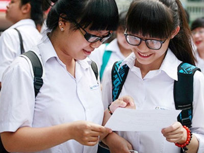 Điểm sàn xét tuyển ĐH: 15 điểm cho tất cả các khối