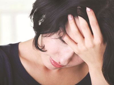 Chứng suy sinh dục nữ: Nguyên nhân và yếu tố nguy cơ