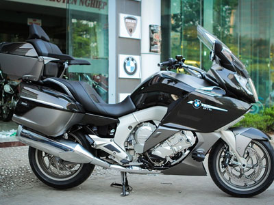 Môtô đường trường BMW 1.650 phân khối về Hà Nội