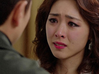 Đang mang bầu con thứ hai, chồng ép phá thai, ly hôn vì anh có bồ