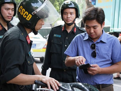 CSCĐ xử phạt hơn 33 triệu đồng trong ngày đầu ra quân