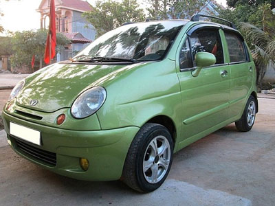 5 mẫu xe hơi cũ giá 100 triệu đáng chú ý tại Việt Nam