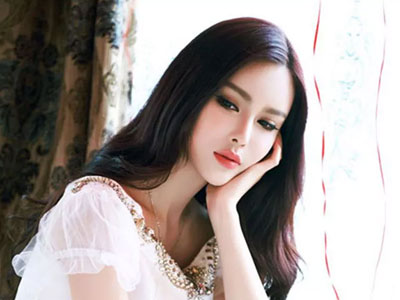 Câu chuyện "nỗi khổ của gái xinh" gây tranh cãi trên mạng