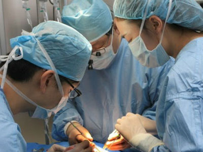 Bệnh viện Từ Dũ nhận lỗi vì bỏ quên gạc trong bụng sản phụ