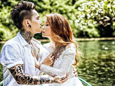 Ảnh cưới táo bạo của chàng trai Kiên Giang chi 200 triệu xăm gần kín cơ thể