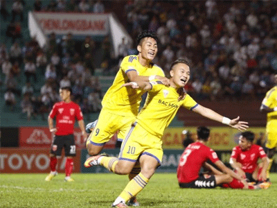 Đấu sớm vòng 19 V-League 2016: Long An gục ngã trên sân nhà