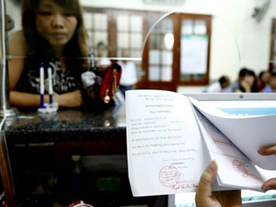 Dân Việt đóng BHXH cao nhất khu vực: Bảo hiểm nói gì?