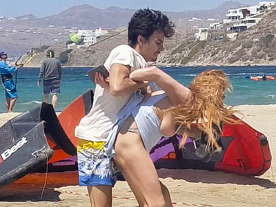 Lộ video toàn bộ cảnh Lindsay Lohan bị hôn phu tỷ phú bạo hành