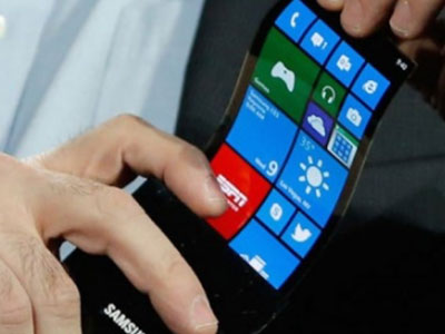 Samsung do dự kế hoạch ra mắt điện thoại màn hình gấp vào năm sau