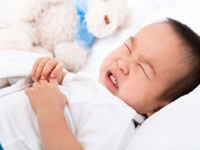 Cảnh báo: Trẻ nhỏ cũng bị viêm loét dạ dày như người lớn do mất vệ sinh