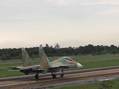 Su-30 và CASA tiếp tục cất cánh thực hiện nhiệm vụ