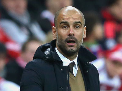 Guardiola thắng trận đầu ở Ngoại hạng Anh nhờ bàn phản lưới