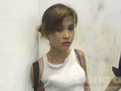 "Hot girl" cướp giật dây chuyền ở Sài Gòn bị bắt