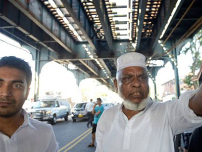Lãnh đạo Hồi giáo bị bắn chết giữa phố New York