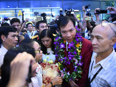 Bố Hoàng Xuân Vinh: "Sau hàng ngàn thất bại Vinh mới có ngày hôm nay"
