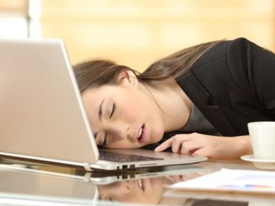 10 dấu hiệu cảnh báo bạn bị thiếu ngủ