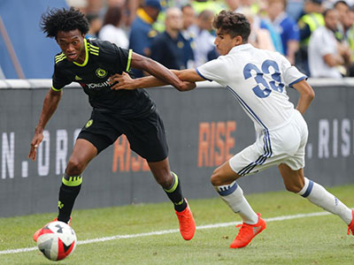 Conte bất ngờ lật kèo, tống cổ sao Chelsea