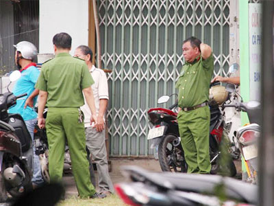 Người đàn ông tử vong bên vũng máu tại nhà riêng