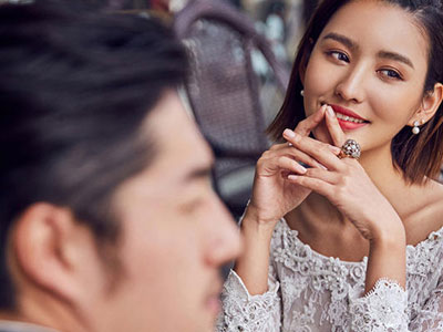 Tưởng bạn gái hiền lành, ai ngờ là chúa chổm vì nghiện lô đề