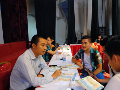 Xét tuyển ĐH, CĐ năm 2016: Hàng ngàn chỉ tiêu còn trống