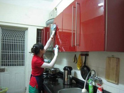 Các mẹ cứ nói xấu, "bóc phốt" osin nữa đi, rồi 1 ngày chúng tôi sẽ đi làm thuê cho Tây