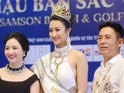Hoa hậu Thu Ngân ủng hộ cha mẹ chia tay tìm hạnh phúc mới
