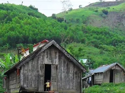 Bi kịch những thiếu nữ bị phụ tình, vô vọng ôm con đợi gã sở khanh