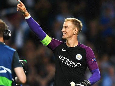 Joe Hart tái xuất, Man City vào vòng bảng Champions League