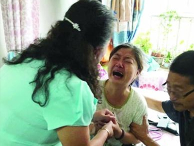 Trường Đại học Trung Quốc gây phẫn nộ vì sa thải giảng viên bị ung thư