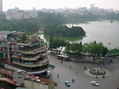 Đi bộ quanh Bờ Hồ biết gửi xe ở đâu?
