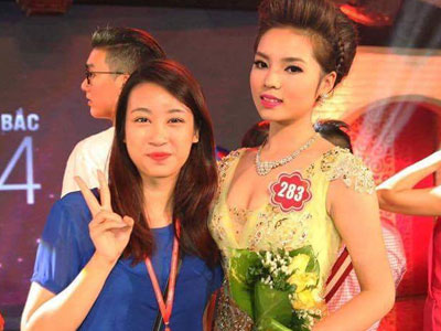 2 năm trước, Tân Hoa hậu Đỗ Mỹ Linh từng ở hậu trường ủng hộ Kỳ Duyên
