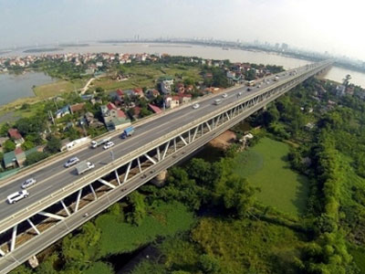 Cầu Thăng Long lại xuống cấp nghiêm trọng