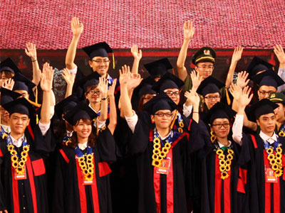Hà Nội vinh danh 100 thủ khoa xuất sắc