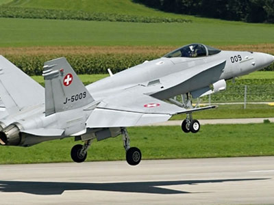 Chiến đấu cơ F/A-18C Thụy Sĩ mất tích