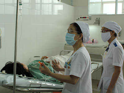 Chồng có BHXH, vợ sinh con vẫn được lãnh tiền thai sản
