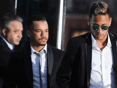 Neymar nộp phạt 125.000 euro vì tội trốn thuế
