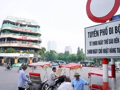 2/9 năm nay Hồ Gươm rất lạ