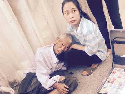 Lời khai tài xế bán tải bỏ chạy sau khi tông ngã cụ ông