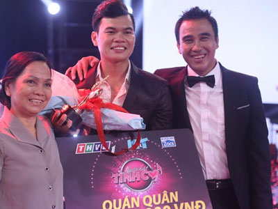 Chàng trai nuôi heo trở thành quán quân Người hát tình ca