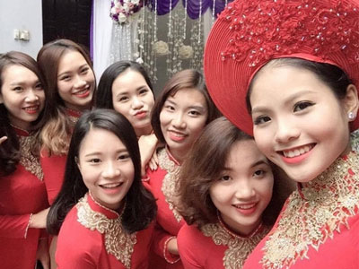 Lộ ảnh "cô dâu" tương lai xinh đẹp của Chí Anh trong lễ ăn hỏi sáng 2/9