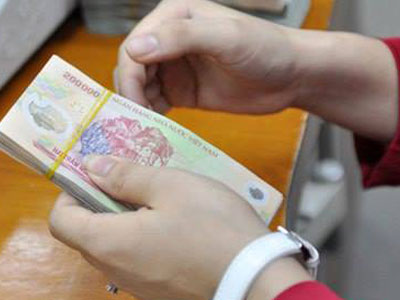 Những kiểu "nhắm mắt" chiều khách VIP của nhân viên ngân hàng