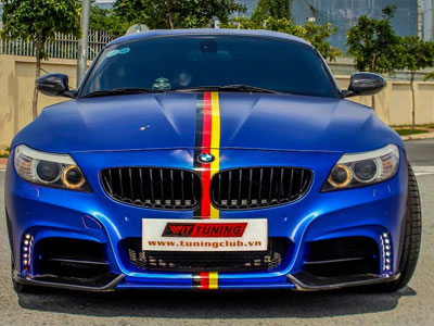BMW Z4 độ gói đồ chơi của Nhật hết 150 triệu đồng