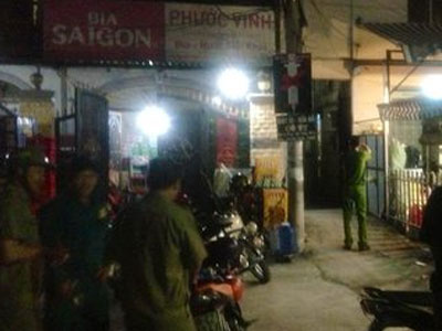 Chồng trẻ giết vợ rồi ôm xác hơn 3 giờ trong phòng trọ