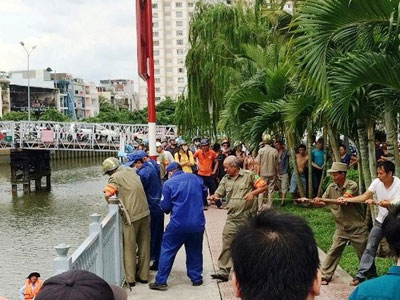 Lại phát hiện thi thể trôi kênh Nhiêu Lộc – Thị Nghè
