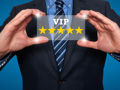 Vì sao các vụ "tố mất tiền" trong tài khoản lại toàn là khách VIP?