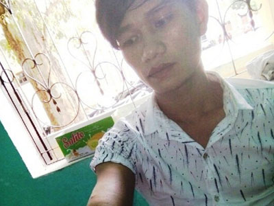 Thiếu nữ 15 tuổi đi xem văn nghệ bị hiếp dâm