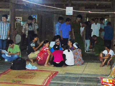 Bố siết cổ con trai tâm thần sau cuộc ẩu đả