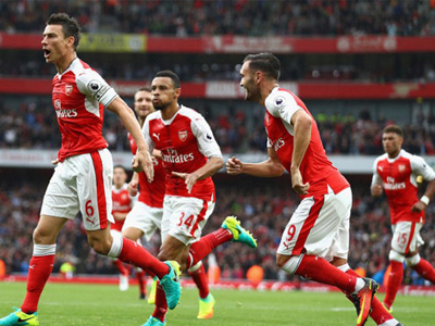 Cazorla ghi ở phút 90+4, Arsenal thắng nghẹt thở Southampton