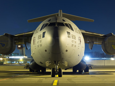 C-17: Máy bay vận tải phục vụ các chuyến công du của Tổng thống Mỹ